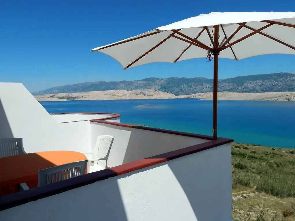 Family Apartments K&M Pag Town