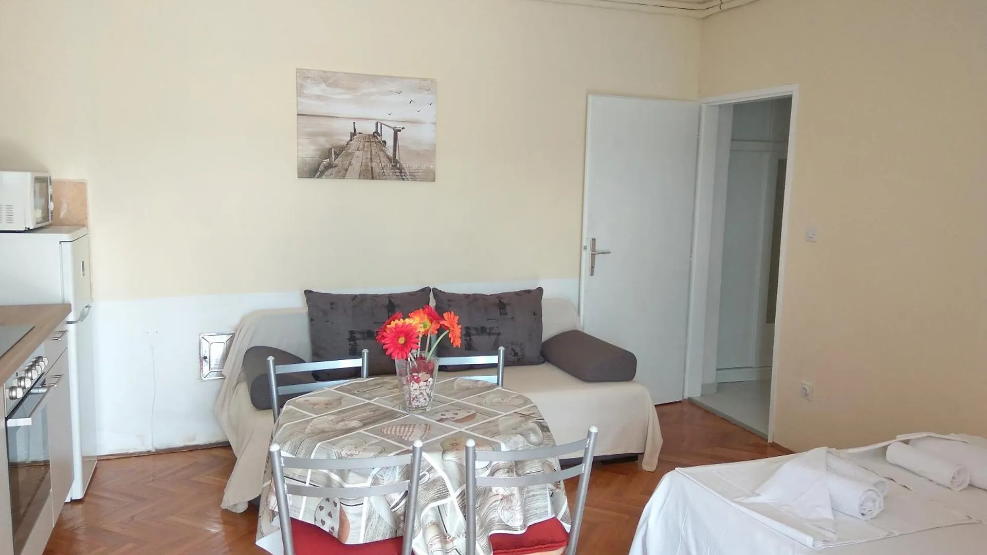 Family Apartments K&M Pag Town