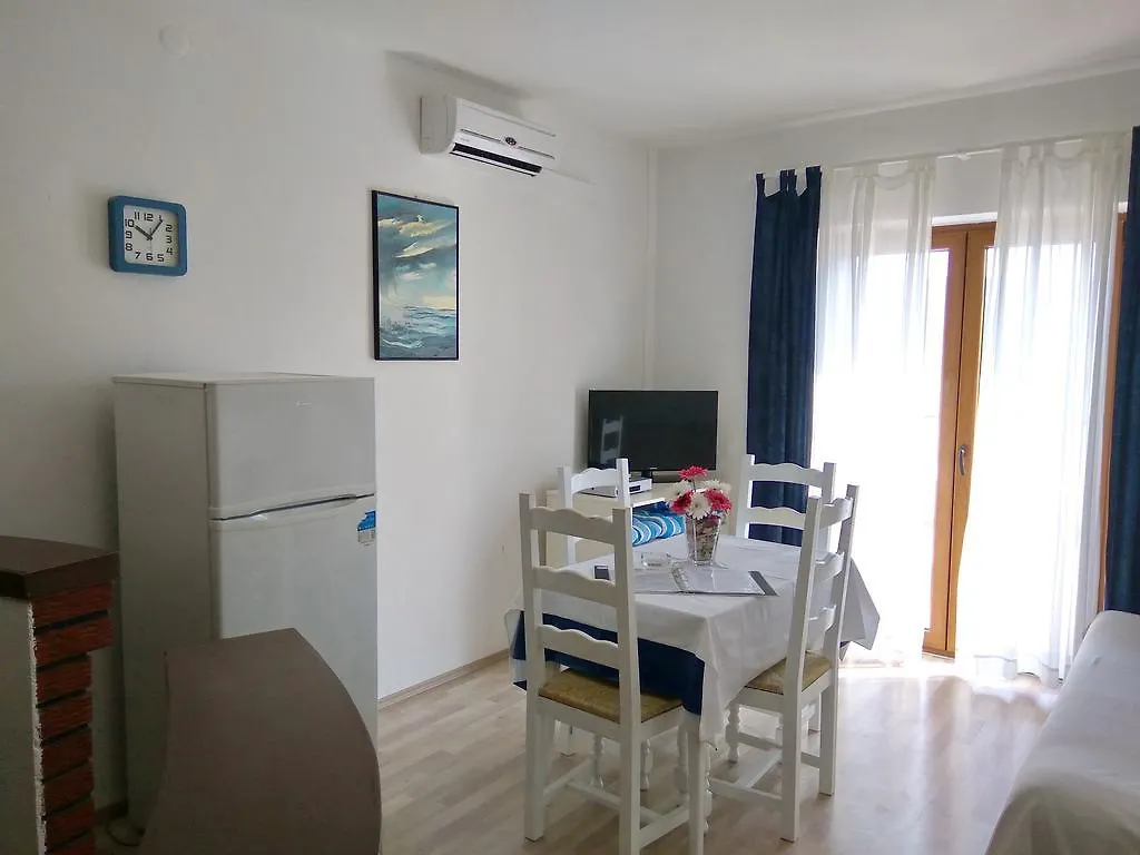 Family Apartments K&M Pag Town Croazia